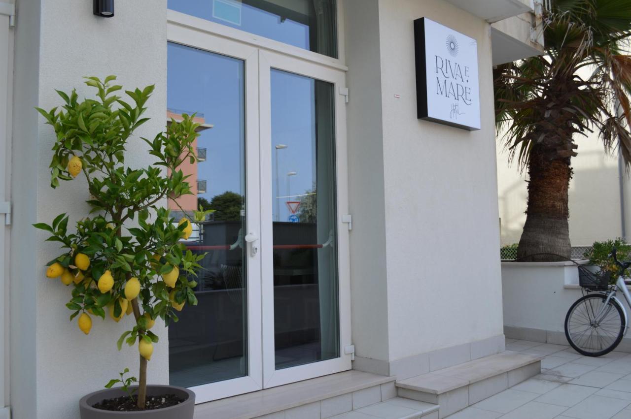 Hotel Riva E Mare Rimini Bagian luar foto