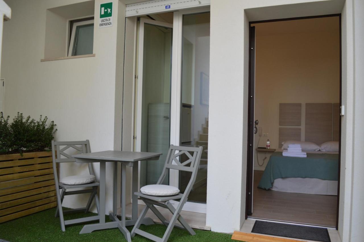 Hotel Riva E Mare Rimini Bagian luar foto